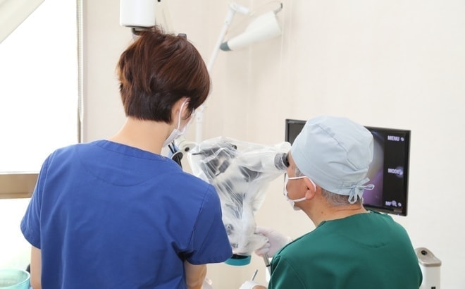 和泉市くぼ歯科/マイクロスコープ