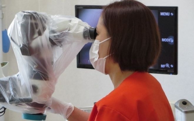 和泉市くぼ歯科/マイクロスコープ衛生士